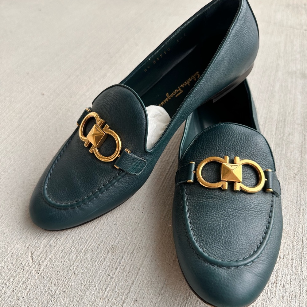 Salvatore Ferragamo women’s loafers. Size 6.5
